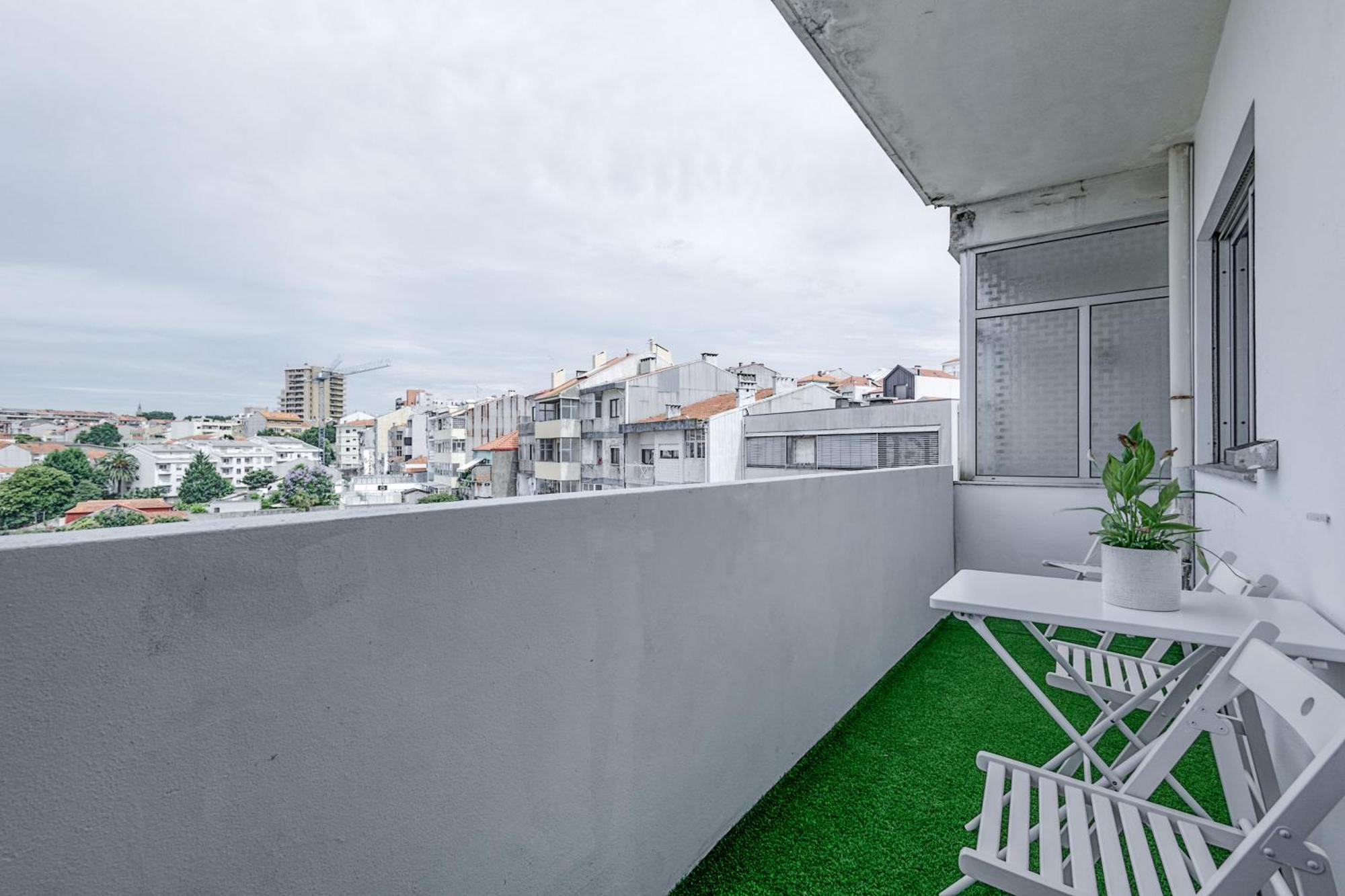 Travel & Live Fernao Magalhaes Apartment Porto Bagian luar foto